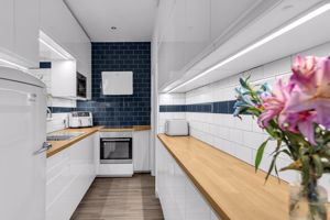 Photo 19- click for photo gallery